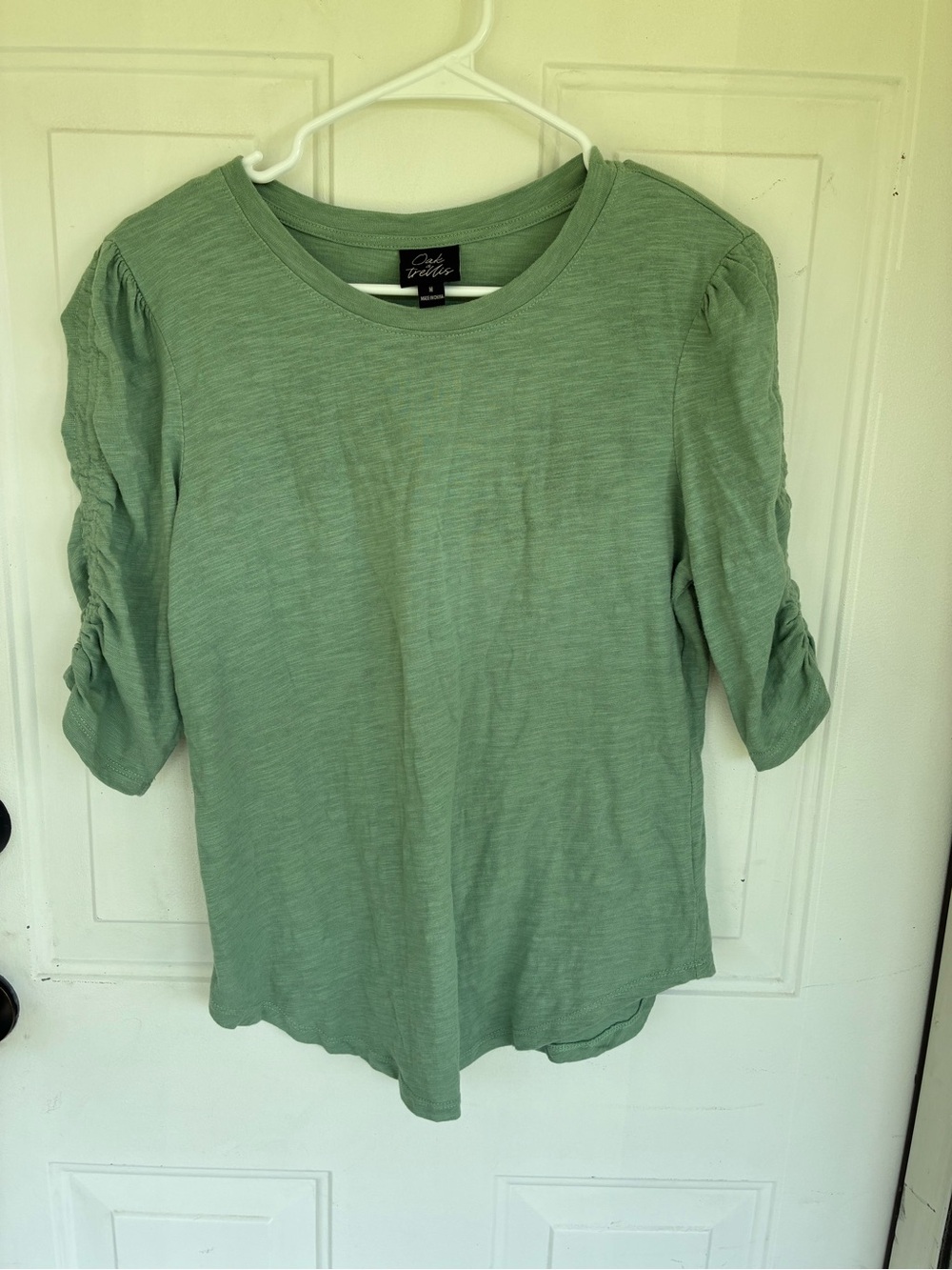 Oak & Trellis Women's Green 3/4 Sleeve Top Size Medium